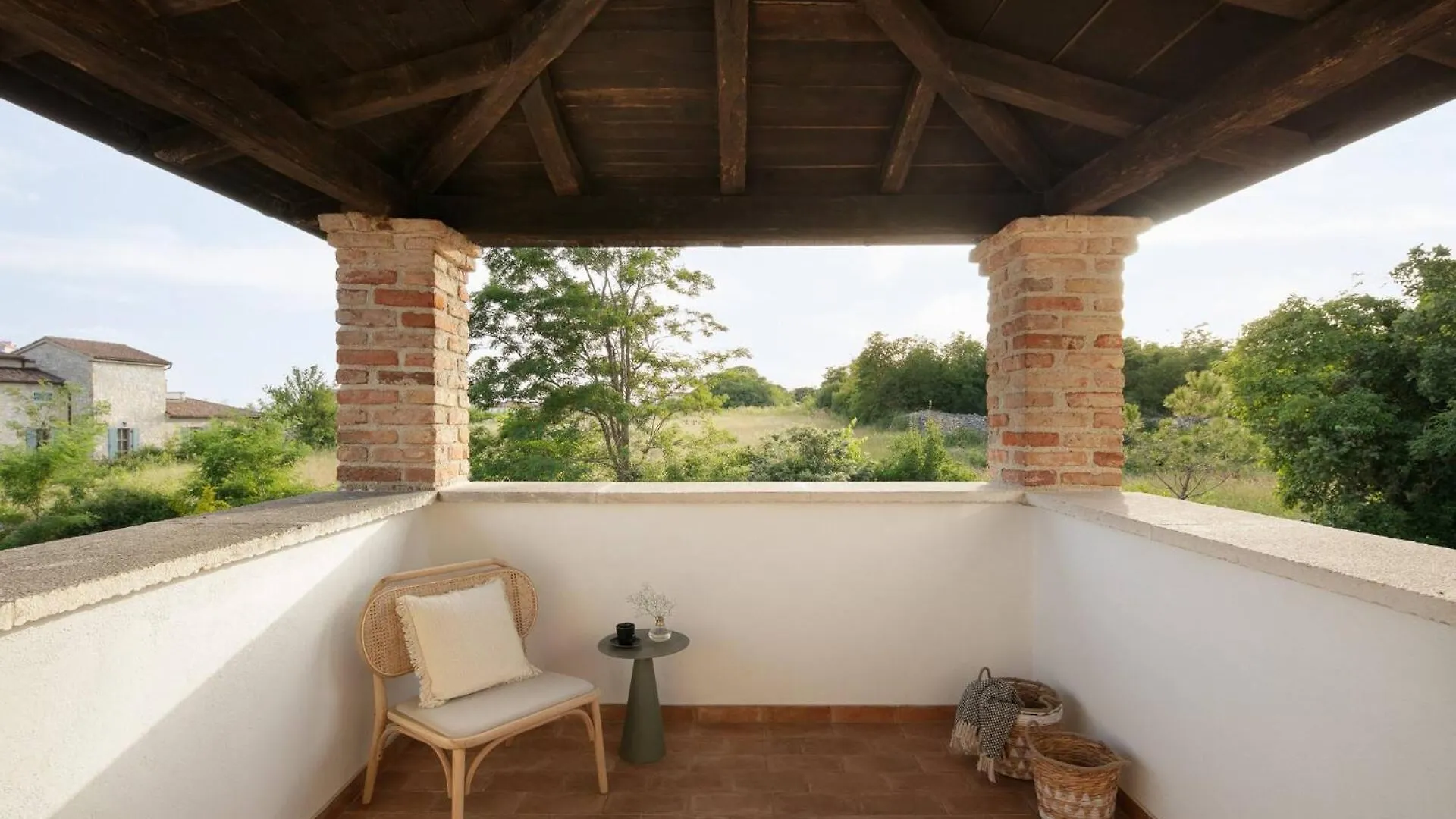 Rustic Villa Calluna With A Pool In Istria Sveti Lovrec Pazenaticki